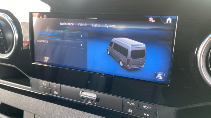 Mercedes-Benz Sprinter 315Cdi L3 Diesel Rwd 3.5t H2 Select Van 9G-Tronic - Image 22